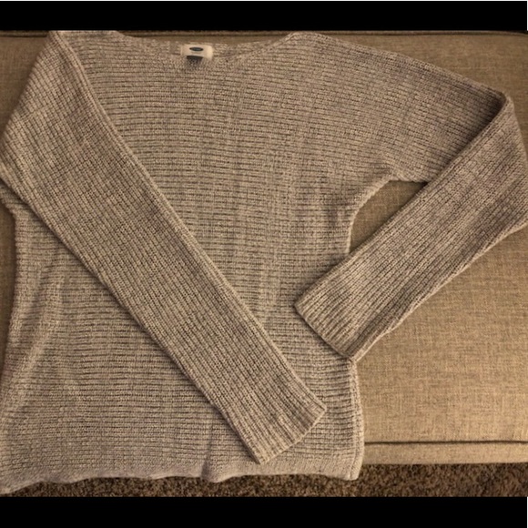 Sweater - Picture 1 of 3